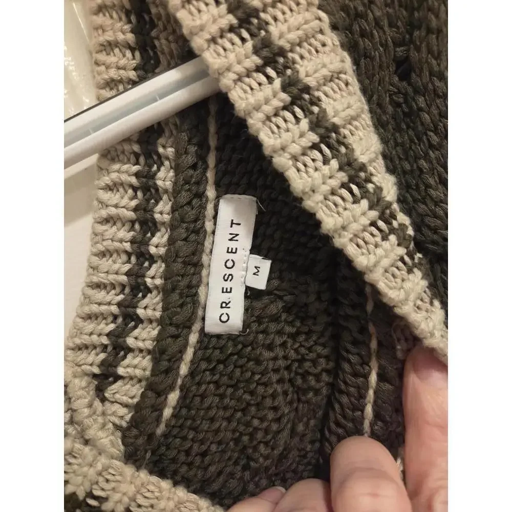 Crescent-  size medium -Green and Cream Cable Knit Sleeveless Sweater Vest - Picture 6 of 8